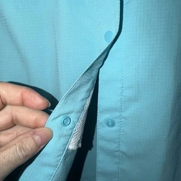 Columbia Shirt Women Small Blue Button Up Fish Angler Vented Long Sleeve PFG - Picture 5 of 12